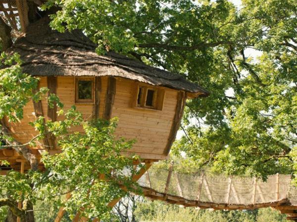 Cabane Perchee Dans Les Arbres Saint-Hilaire-en-Morvan Bagian luar foto