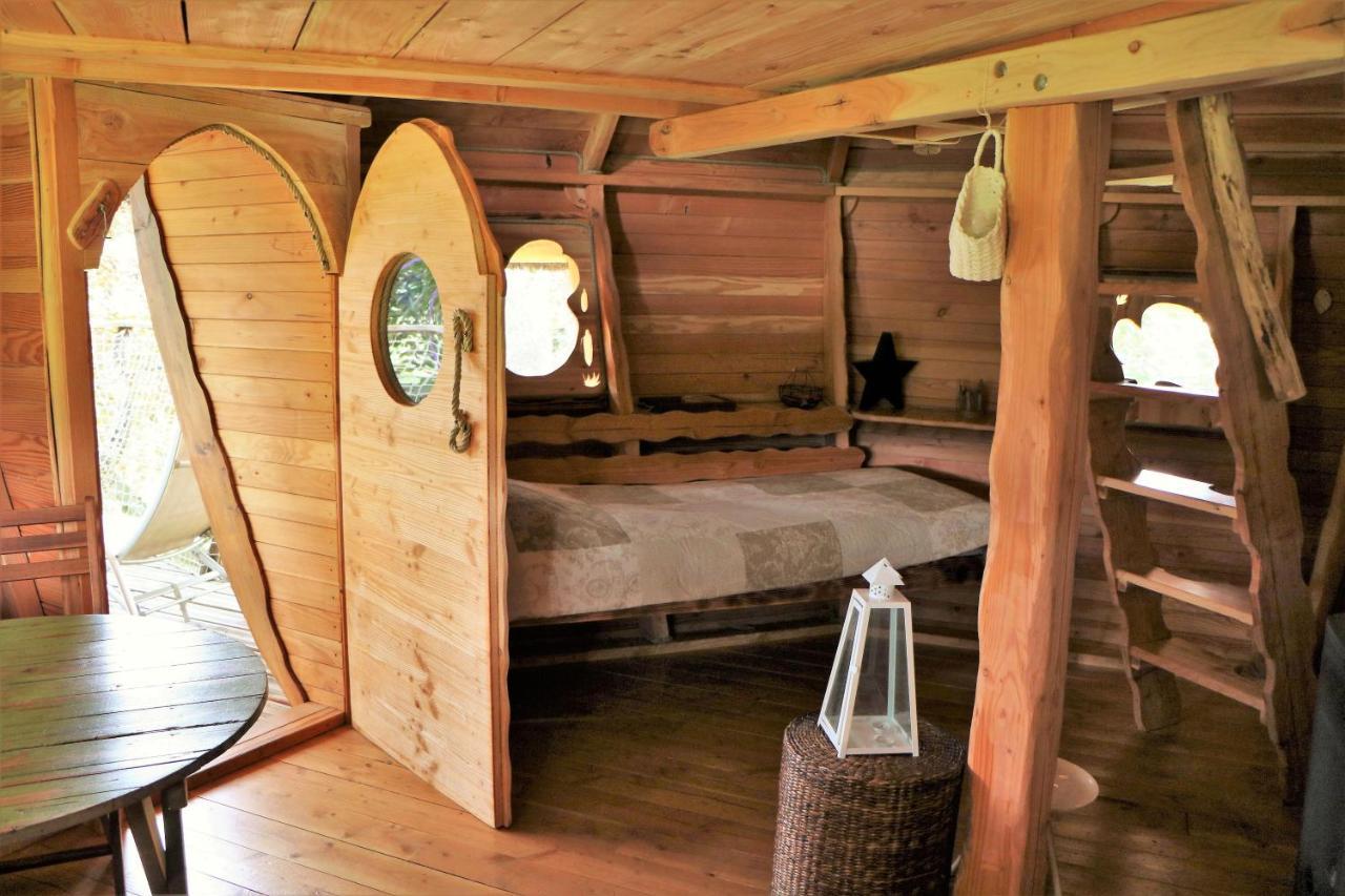 Cabane Perchee Dans Les Arbres Saint-Hilaire-en-Morvan Bagian luar foto