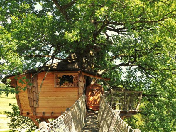 Cabane Perchee Dans Les Arbres Saint-Hilaire-en-Morvan Bagian luar foto