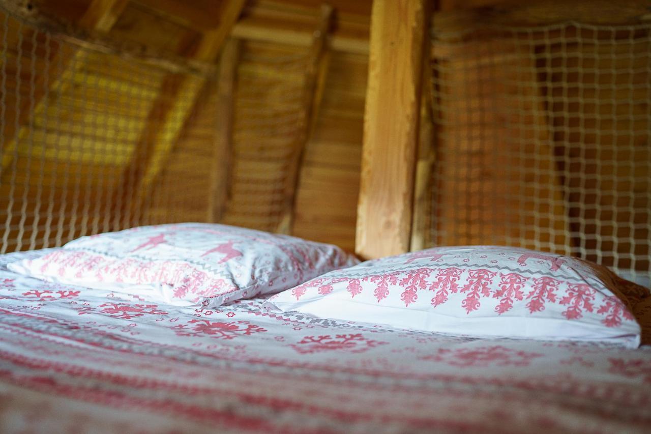Cabane Perchee Dans Les Arbres Saint-Hilaire-en-Morvan Bagian luar foto