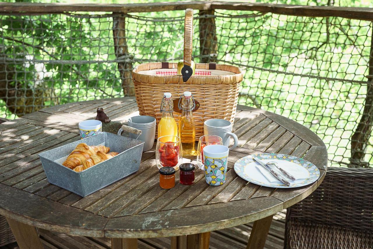 Cabane Perchee Dans Les Arbres Saint-Hilaire-en-Morvan Bagian luar foto