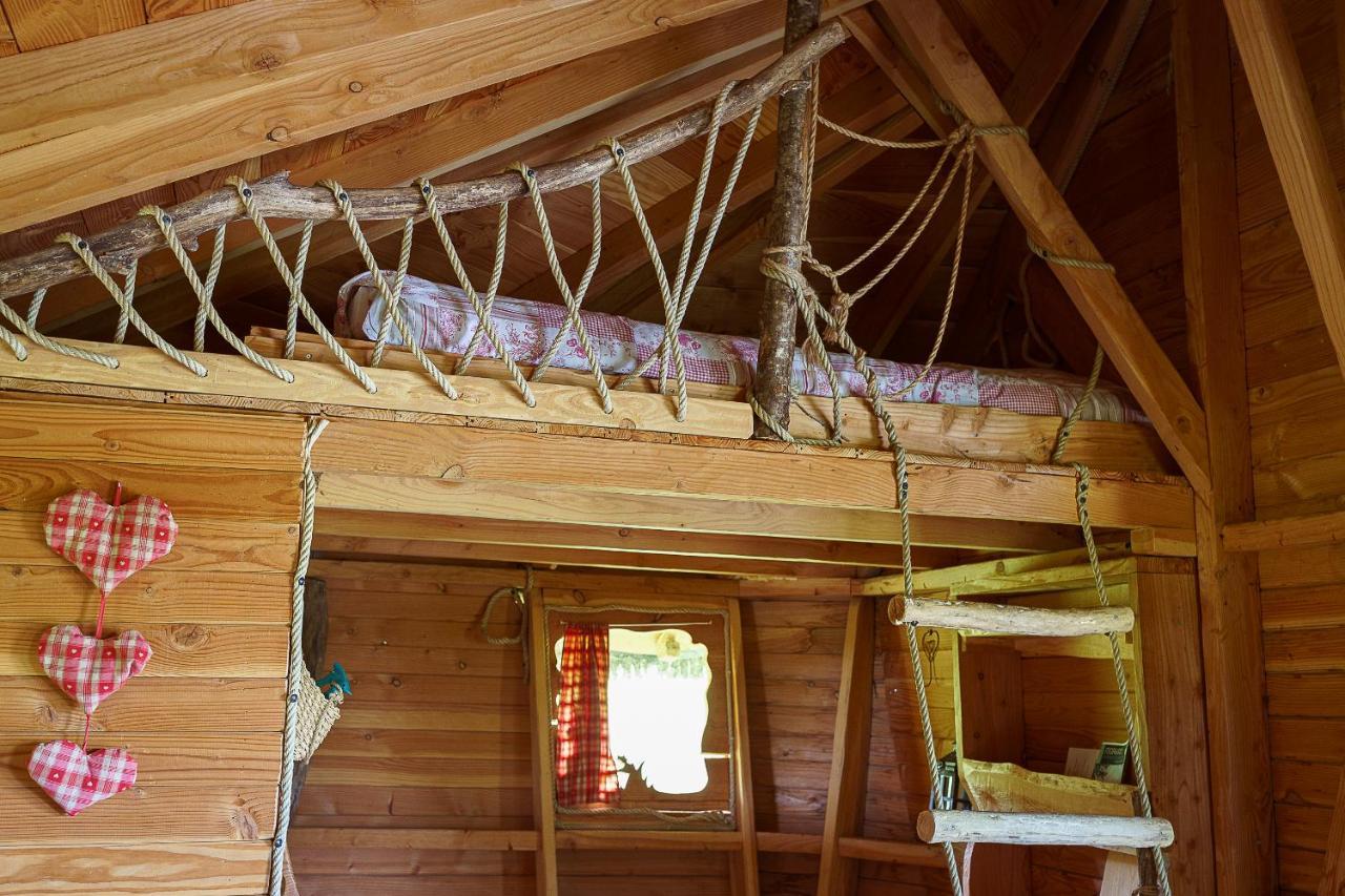 Cabane Perchee Dans Les Arbres Saint-Hilaire-en-Morvan Bagian luar foto