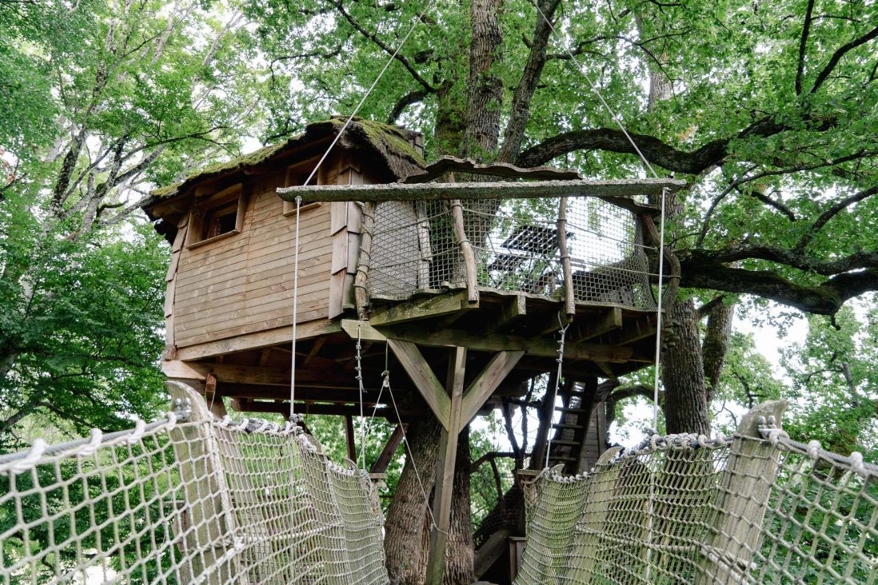 Cabane Perchee Dans Les Arbres Saint-Hilaire-en-Morvan Bagian luar foto