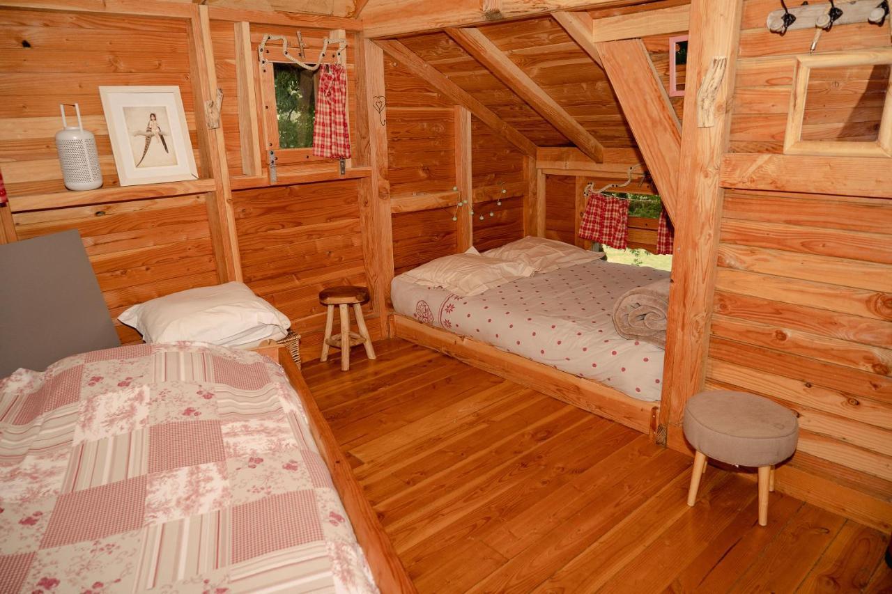 Cabane Perchee Dans Les Arbres Saint-Hilaire-en-Morvan Bagian luar foto